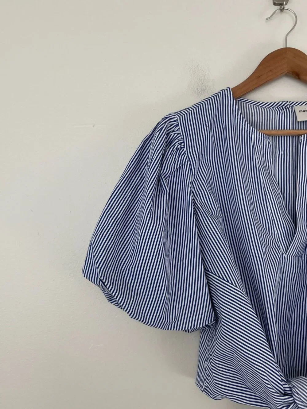 Anthropologie Maeve Cotton Tie-Front Blouse in Blue Stripe Size Medium